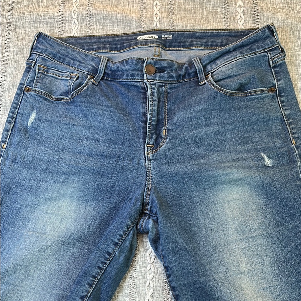 Old Navy Blue Rockstar Super Skinny Jeans with Classic Wash